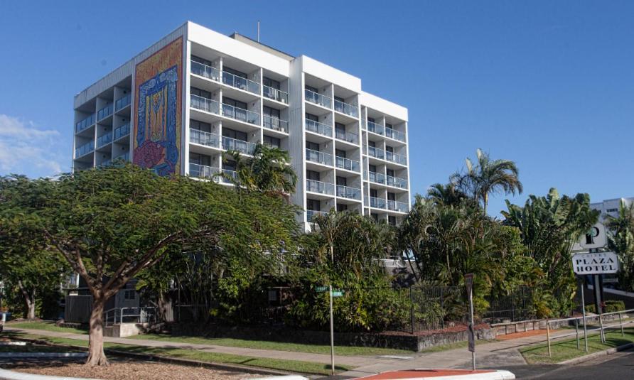 Cairns Plaza Hotel Екстер'єр фото