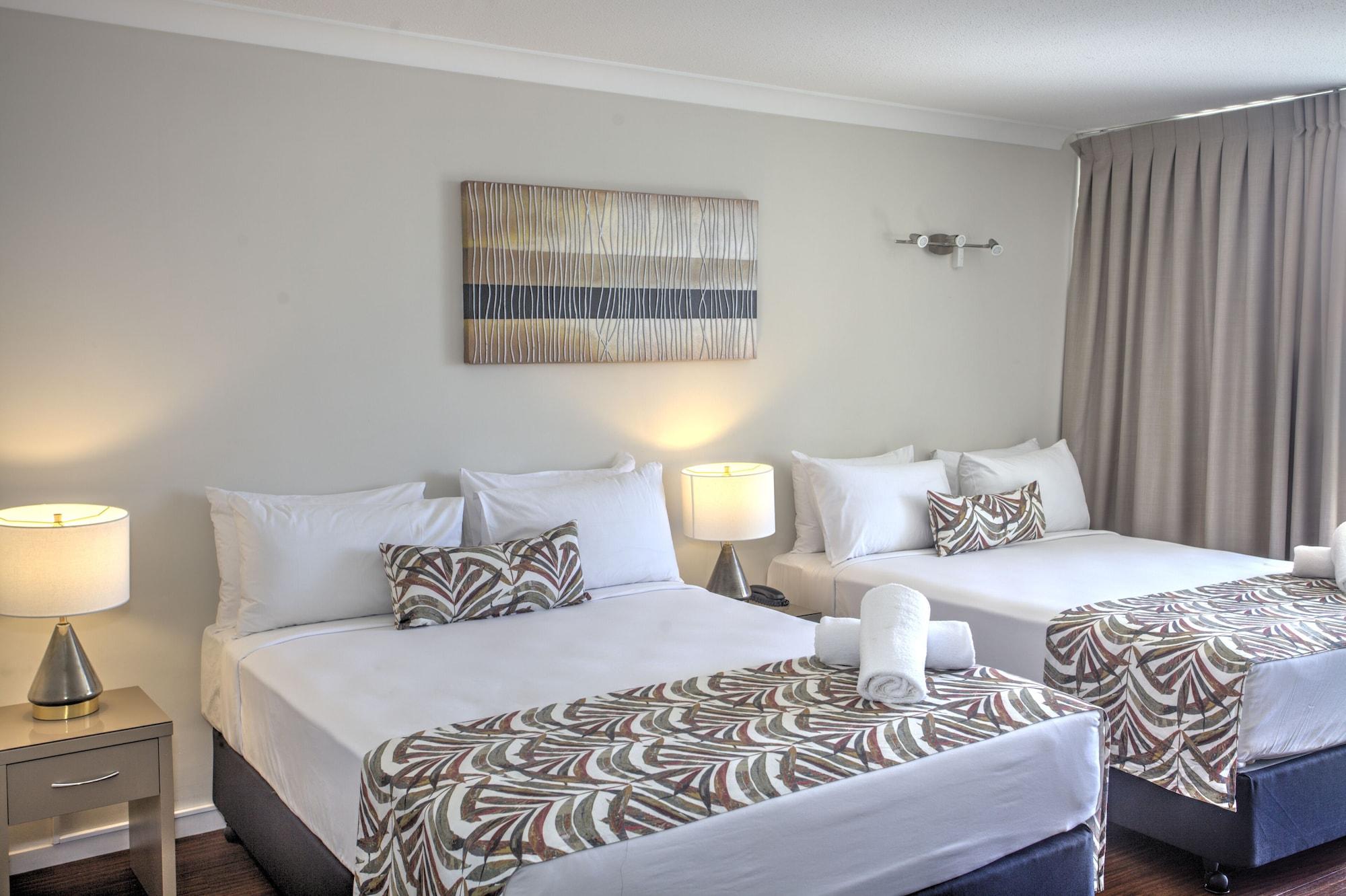 Cairns Plaza Hotel Екстер'єр фото